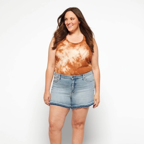 KUT From the Kloth High Rise Short Plus Size 22W Wide - Picture 2 of 13